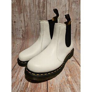Dr. Martens 2976 Quad Womens Chelsea White Leather Boots Size 10 NWOT